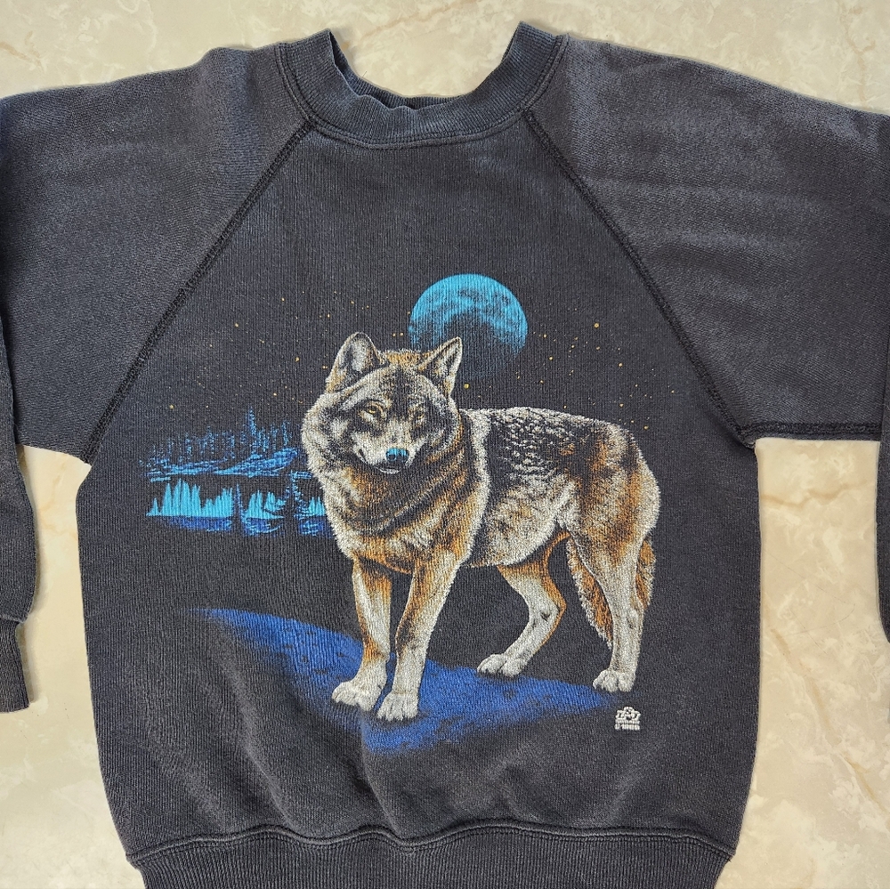 Vintage Kids Sweatshirt Black w/ Wolf Sz 8 Small *Read* has flaws